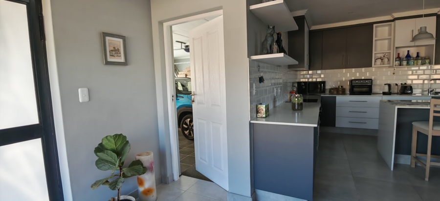 3 Bedroom Property for Sale in Dana Bay Western Cape